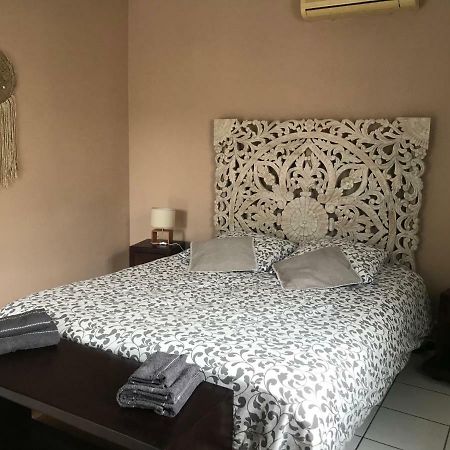 2 Chambres Avec Piscine Dans Maison Creole Saint Pierre Eksteriør bilde